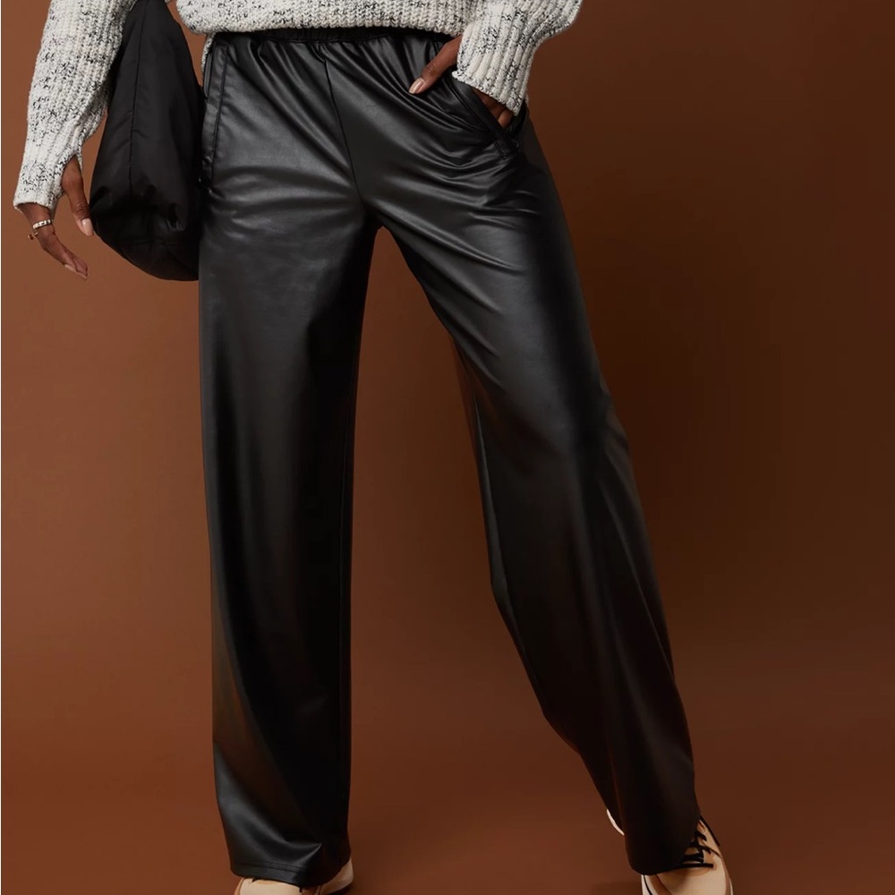 Offline By Aerie Real Luxe Black Faux Leather Chic Wide Leg Flare Pants Size XS - Picture 3 of 14
